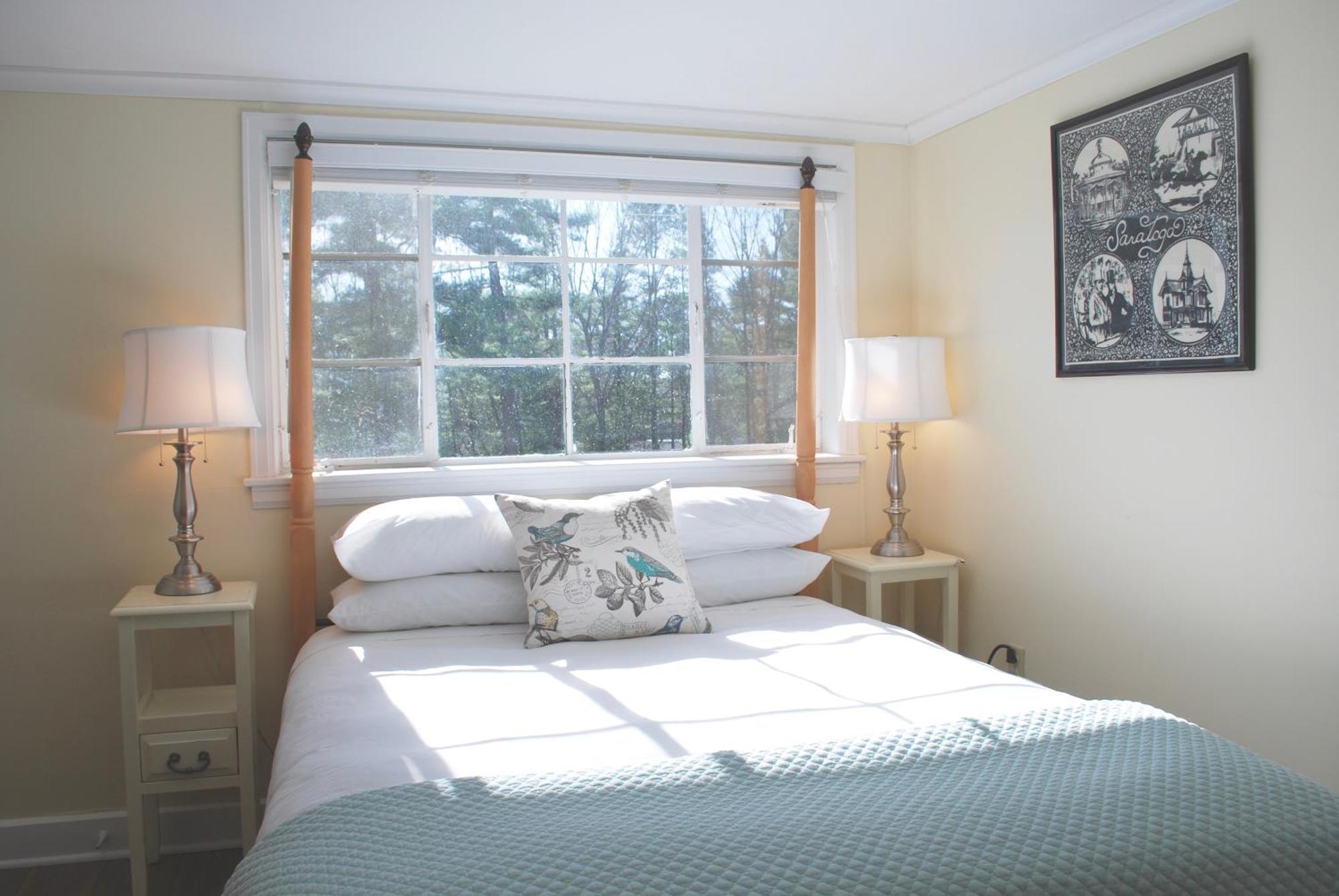 Anne'S Washington Inn (Adults Only) Saratoga Springs Room photo